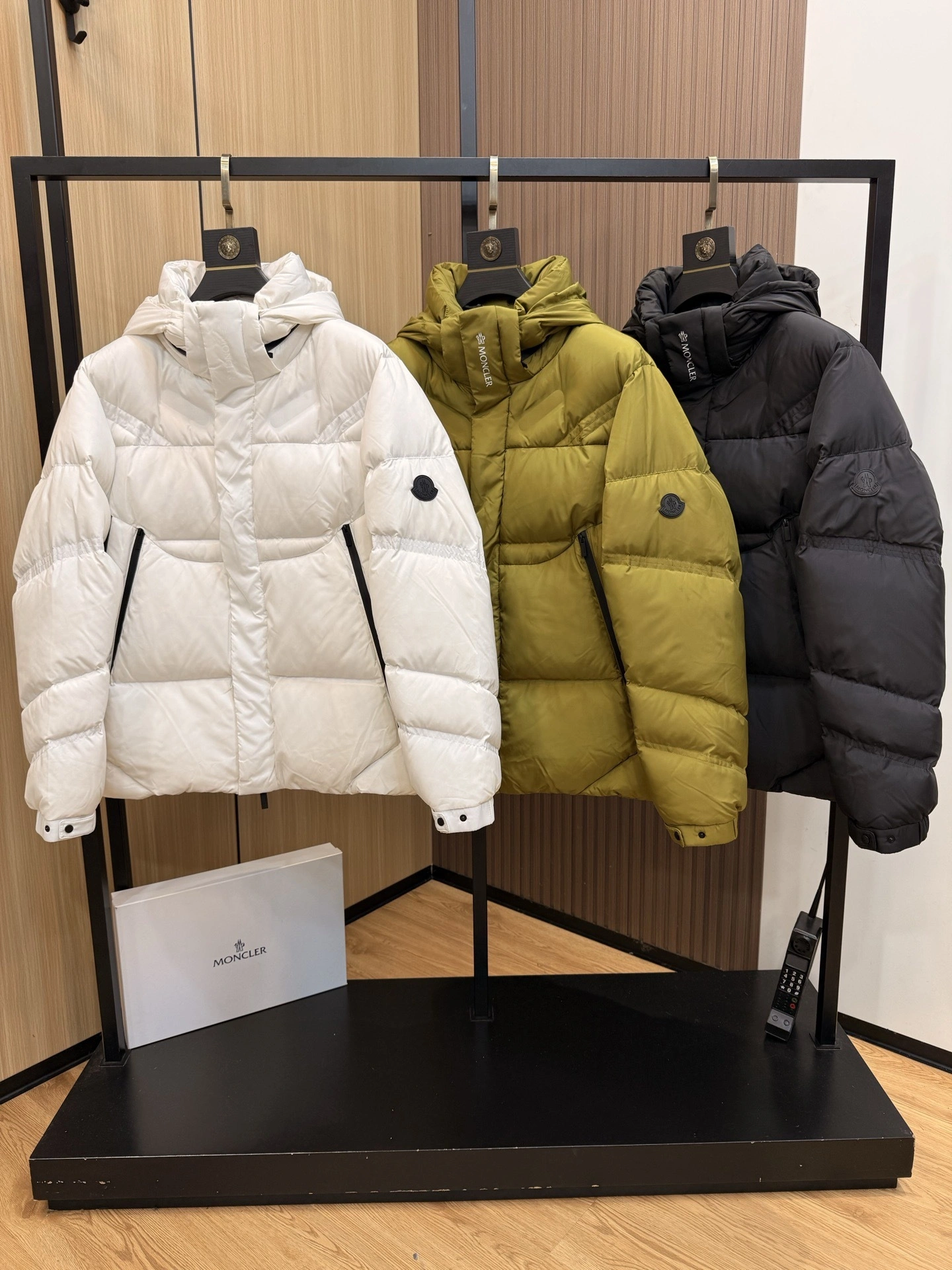 wg.luxury-- 7o9385r Down jacket white goose down 3colour item: E-F443J1637-3H